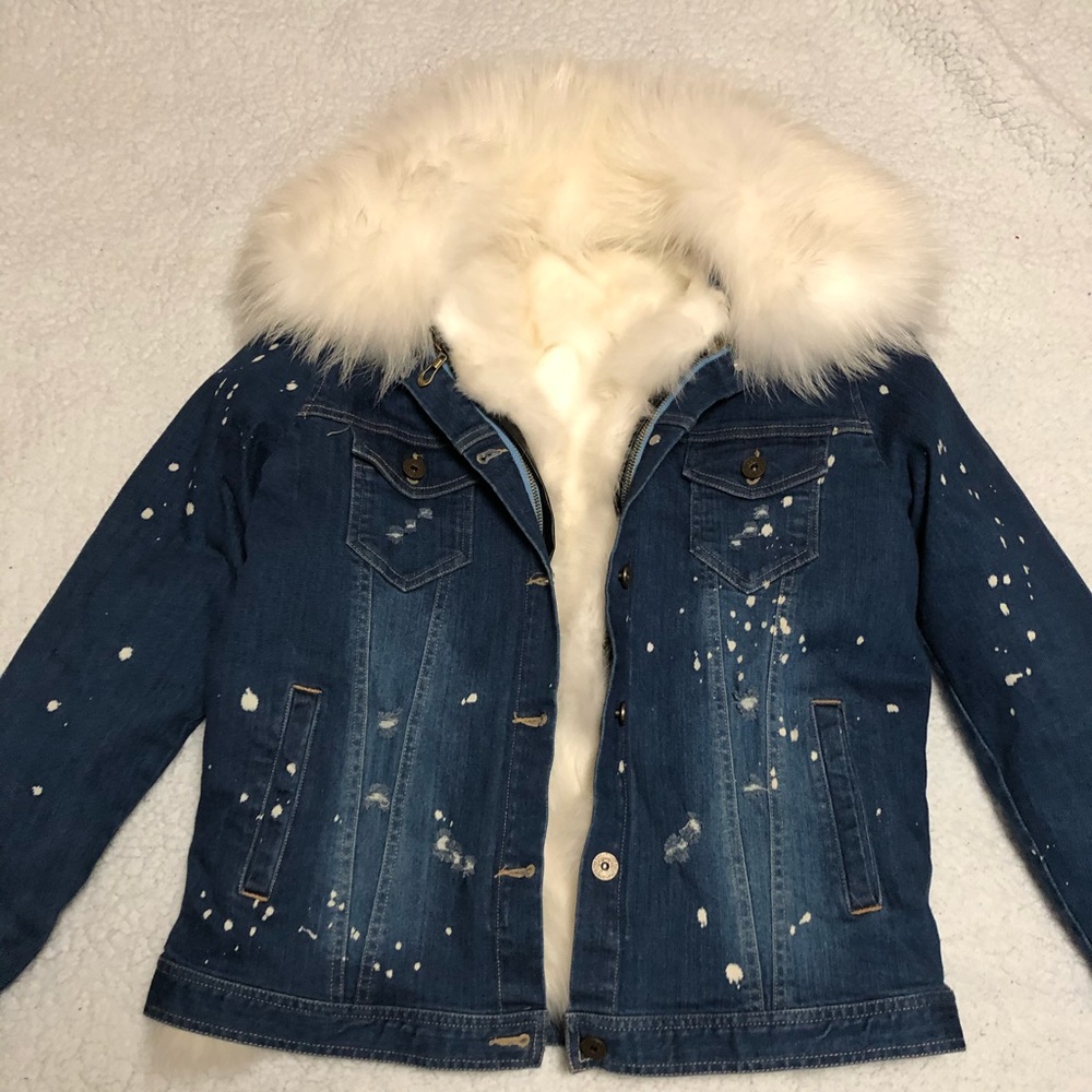 Distressed Denim Jacket with white Fur lining